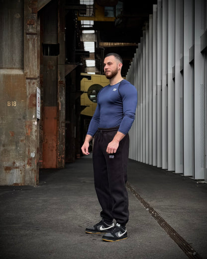 Essentials Longsleeve Shirt